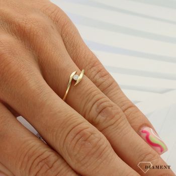 Pierścionek złoty DIAMENT 585, diamenty 0660027112 HSI.jpg